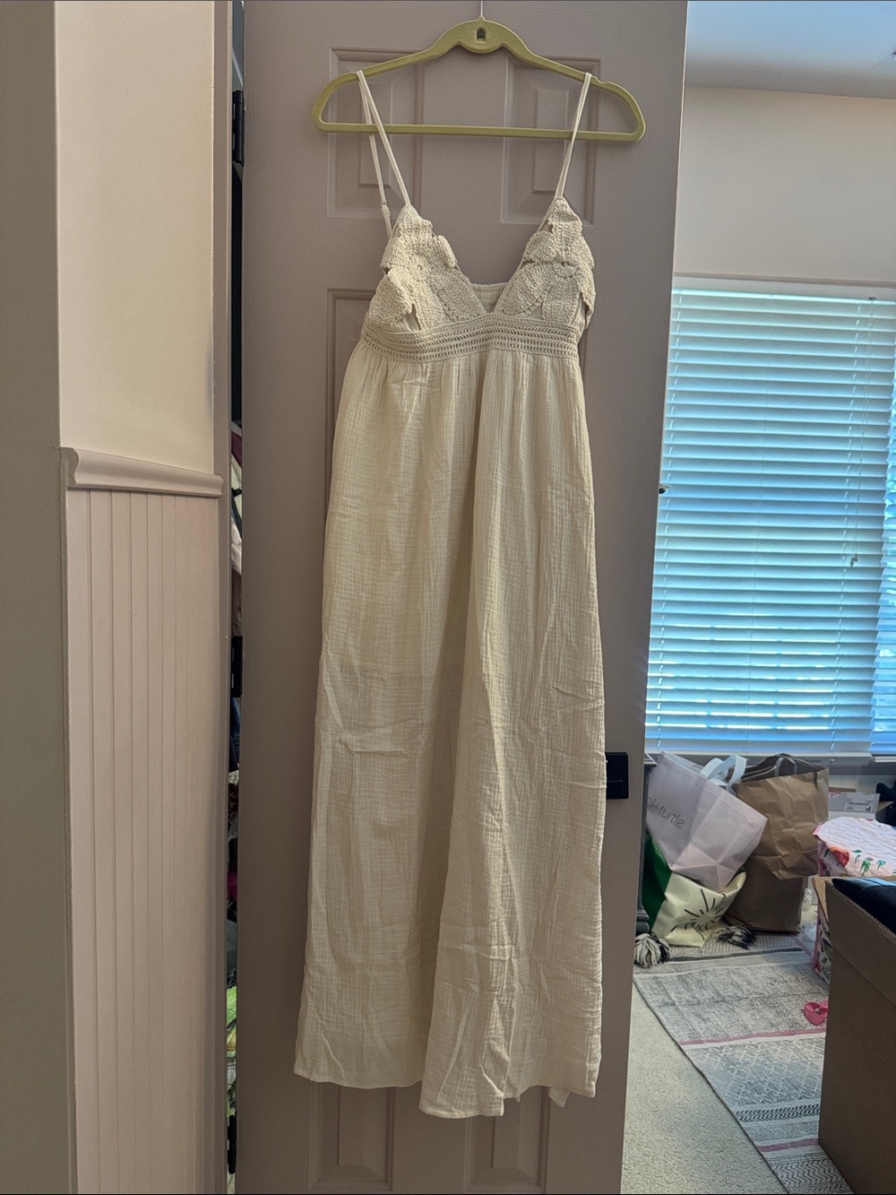 Promesa nwt Women's Cream Maxi Dress with Crochet Bodice